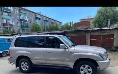 Toyota Land Cruiser 100 рестайлинг 2, 1999 год, 1 500 000 рублей, 2 фотография