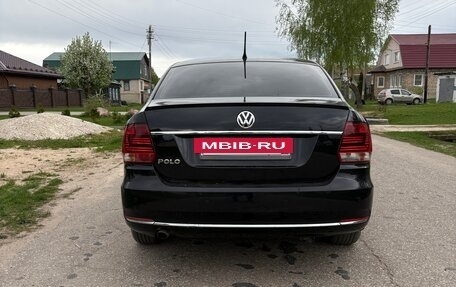 Volkswagen Polo VI (EU Market), 2016 год, 850 000 рублей, 2 фотография
