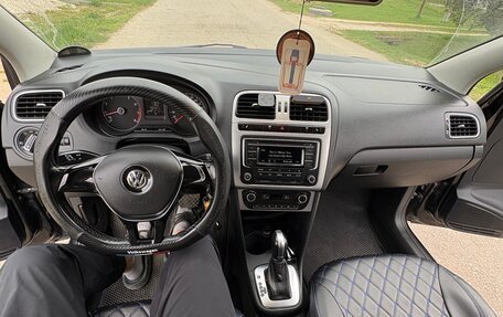 Volkswagen Polo VI (EU Market), 2016 год, 850 000 рублей, 21 фотография