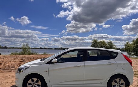 Hyundai Solaris II рестайлинг, 2016 год, 1 159 000 рублей, 2 фотография