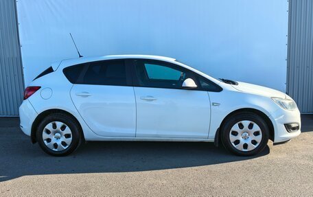 Opel Astra J, 2015 год, 690 000 рублей, 4 фотография
