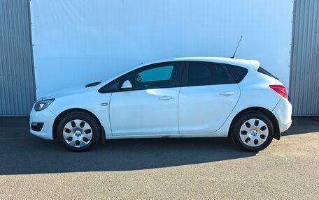 Opel Astra J, 2015 год, 690 000 рублей, 3 фотография