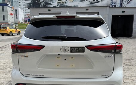 Toyota Highlander, 2026 год, 4 960 000 рублей, 6 фотография