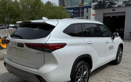 Toyota Highlander, 2026 год, 4 960 000 рублей, 5 фотография