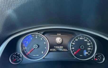Volkswagen Touareg III, 2015 год, 2 450 000 рублей, 9 фотография