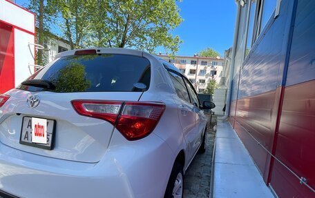 Toyota Vitz, 2018 год, 1 000 000 рублей, 7 фотография