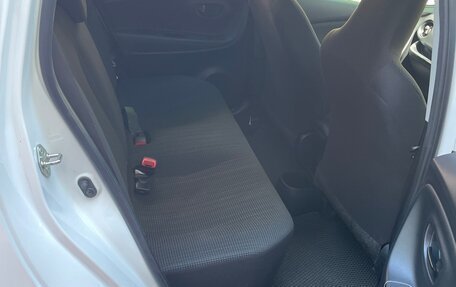 Toyota Vitz, 2018 год, 1 000 000 рублей, 13 фотография