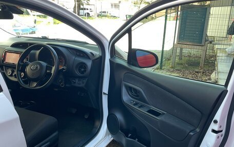 Toyota Vitz, 2018 год, 1 000 000 рублей, 17 фотография