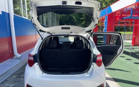 Toyota Vitz, 2018 год, 1 000 000 рублей, 26 фотография