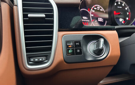 Porsche Cayenne III, 2021 год, 9 900 000 рублей, 8 фотография