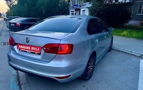 Volkswagen Jetta VI, 2012 год, 850 000 рублей, 5 фотография