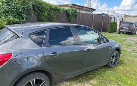 Opel Astra J, 2011 год, 520 000 рублей, 4 фотография