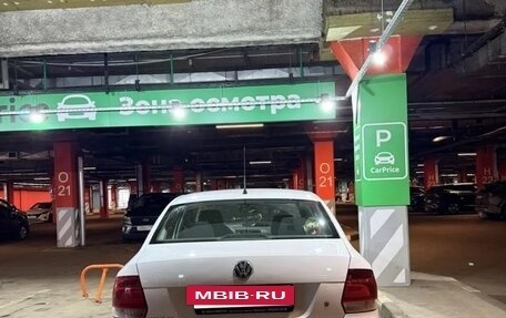 Volkswagen Polo VI (EU Market), 2012 год, 650 000 рублей, 2 фотография