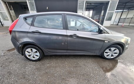 Hyundai Solaris II рестайлинг, 2014 год, 970 000 рублей, 6 фотография