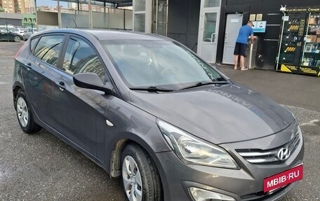 Hyundai Solaris II рестайлинг, 2014 год, 970 000 рублей, 3 фотография
