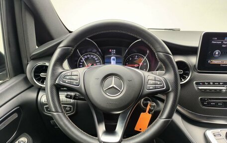 Mercedes-Benz V-Класс, 2019 год, 6 174 000 рублей, 12 фотография