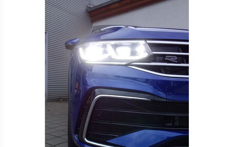 Volkswagen Tiguan II, 2023 год, 2 150 000 рублей, 6 фотография