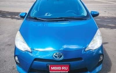 Toyota Prius c I, 2012 год, 1 040 000 рублей, 1 фотография