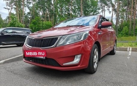 KIA Rio III рестайлинг, 2013 год, 600 000 рублей, 2 фотография