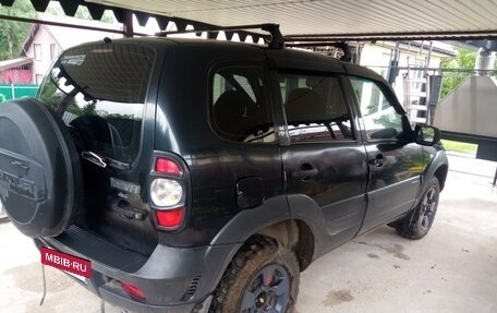 Chevrolet Niva I рестайлинг, 2011 год, 360 000 рублей, 3 фотография