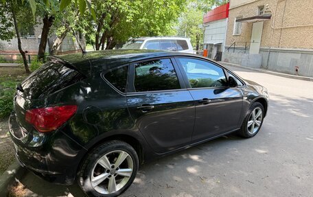Opel Astra J, 2010 год, 540 000 рублей, 4 фотография