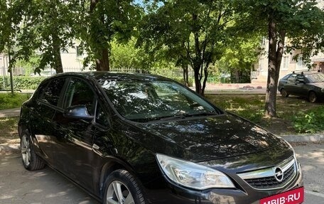 Opel Astra J, 2010 год, 540 000 рублей, 2 фотография