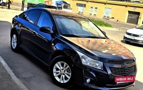 Chevrolet Cruze II, 2013 год, 870 000 рублей, 3 фотография