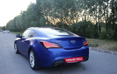 Hyundai Genesis Coupe I рестайлинг, 2013 год, 1 750 000 рублей, 4 фотография