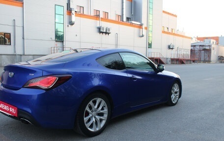 Hyundai Genesis Coupe I рестайлинг, 2013 год, 1 750 000 рублей, 6 фотография