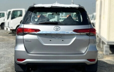 Toyota Fortuner II, 2026 год, 4 115 000 рублей, 4 фотография