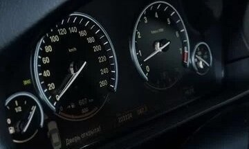 BMW 5 серия, 2011 год, 1 200 000 рублей, 17 фотография