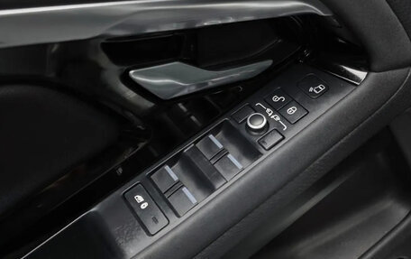 Land Rover Range Rover Evoque II, 2020 год, 2 150 202 рублей, 7 фотография