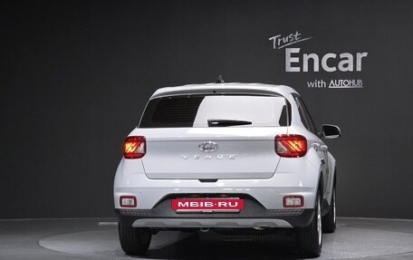 Hyundai Venue I, 2024 год, 1 600 000 рублей, 3 фотография
