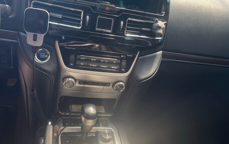 Toyota Land Cruiser 200, 2015 год, 5 200 000 рублей, 8 фотография