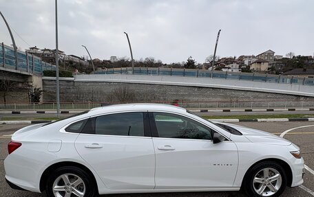 Chevrolet Malibu IX, 2020 год, 1 400 000 рублей, 2 фотография
