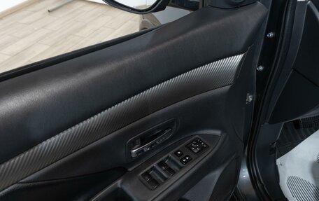 Mitsubishi Outlander III рестайлинг 3, 2014 год, 1 635 000 рублей, 11 фотография