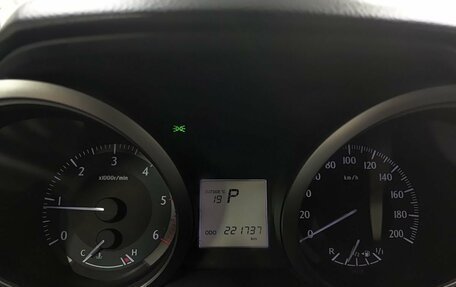 Toyota Land Cruiser Prado 150 рестайлинг 2, 2014 год, 2 990 000 рублей, 16 фотография