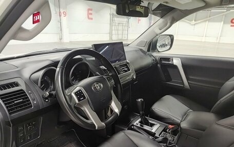 Toyota Land Cruiser Prado 150 рестайлинг 2, 2014 год, 2 990 000 рублей, 20 фотография