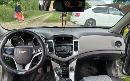 Chevrolet Cruze II, 2012 год, 680 000 рублей, 9 фотография
