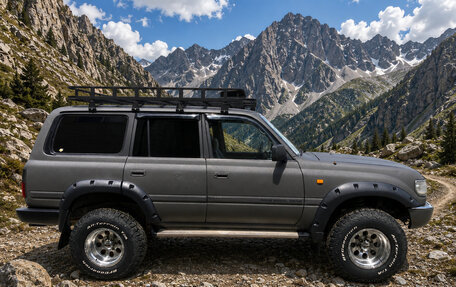 Toyota Land Cruiser 80 рестайлинг, 1996 год, 1 800 000 рублей, 5 фотография