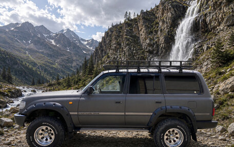 Toyota Land Cruiser 80 рестайлинг, 1996 год, 1 800 000 рублей, 7 фотография