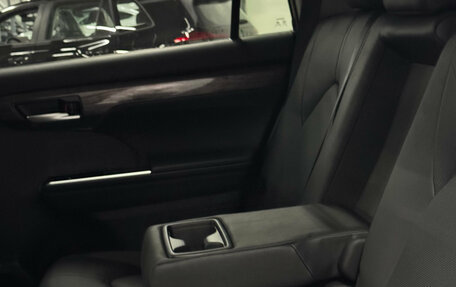 Toyota Highlander, 2026 год, 5 355 000 рублей, 25 фотография
