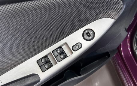 Hyundai Solaris II рестайлинг, 2011 год, 645 000 рублей, 16 фотография