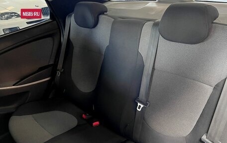 Hyundai Solaris II рестайлинг, 2011 год, 645 000 рублей, 10 фотография