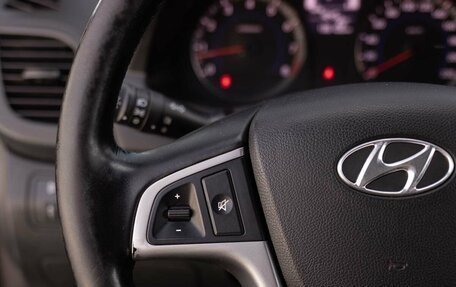 Hyundai Solaris II рестайлинг, 2014 год, 1 050 000 рублей, 12 фотография