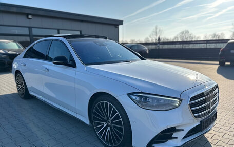Mercedes-Benz S-Класс, 2023 год, 8 760 000 рублей, 2 фотография