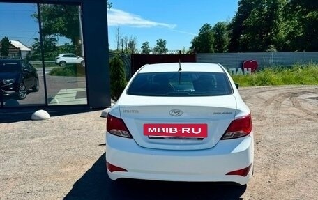 Hyundai Solaris II рестайлинг, 2015 год, 680 000 рублей, 4 фотография
