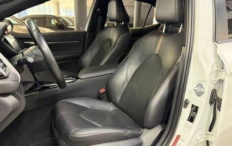 Toyota Camry, 2020 год, 2 500 000 рублей, 7 фотография