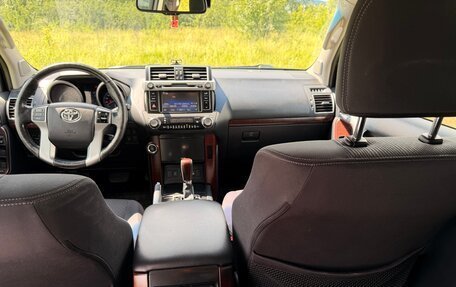 Toyota Land Cruiser Prado 150 рестайлинг 2, 2014 год, 3 550 000 рублей, 13 фотография