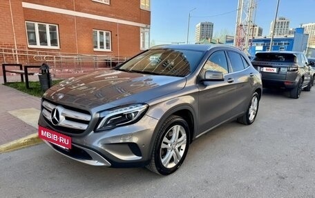 Mercedes-Benz GLA, 2015 год, 1 900 000 рублей, 3 фотография
